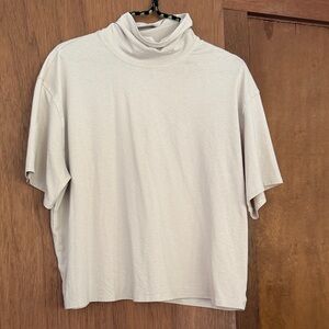 Lululemon Women's Cream Turtleneck Top